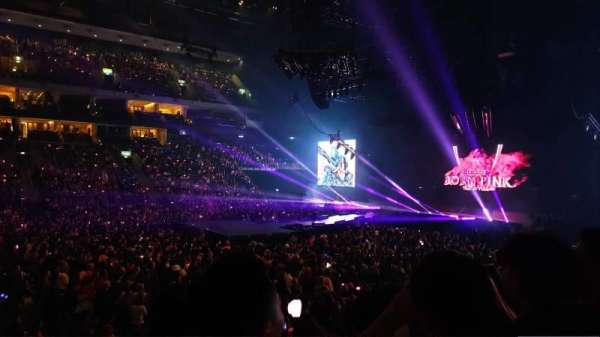 Uber Arena, section: 206, row: 13, seat: 11