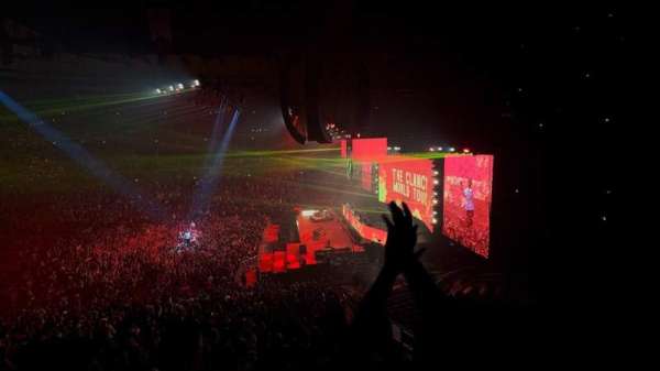 United Center, section: 233, row: 3, seat: 5