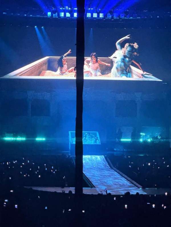 Desert Diamond Arena, section: 118, row: M, seat: 1