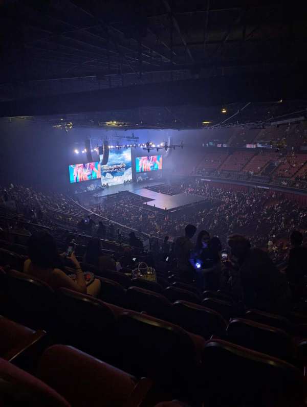 Kia Forum, section: 230, row: 18, seat: 11