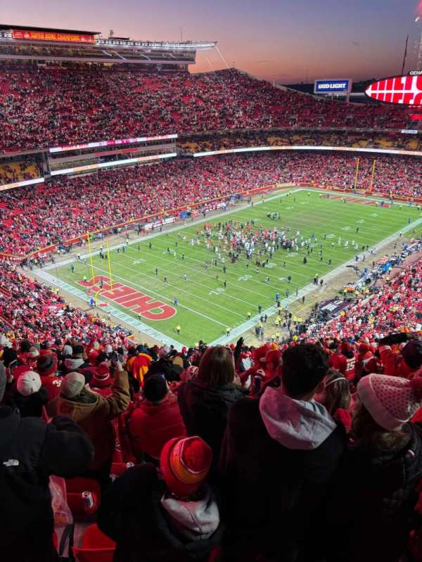 Arrowhead Stadium, section: 308, row: 30, seat: 18