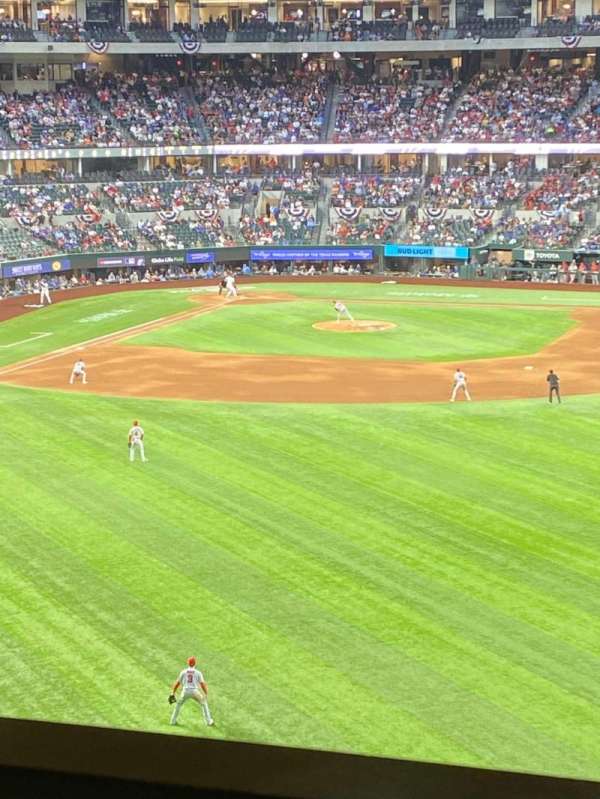 Globe Life Field, section: 132, row: 25, seat: 3