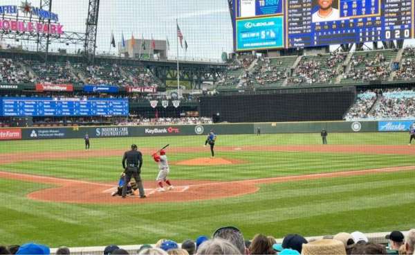 T-Mobile Park, section: 127, row: 11, seat: 17