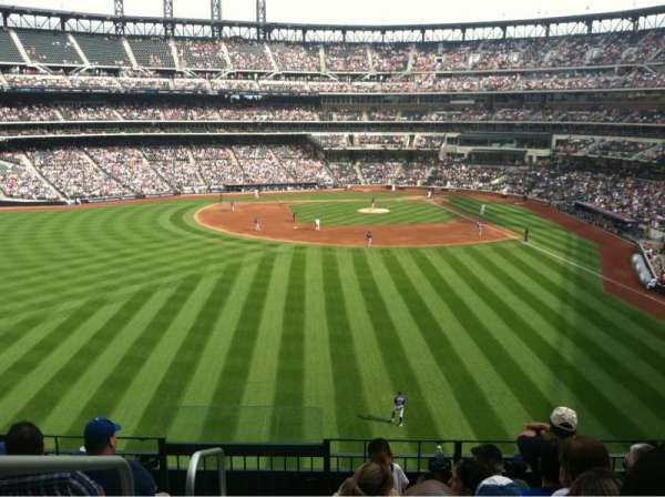 Citi Field, section: 335, row: 6, seat: 20