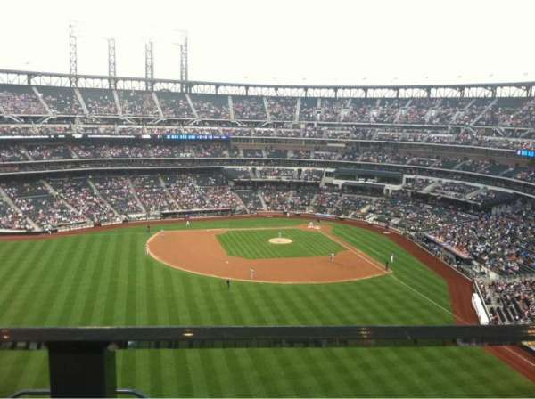 Citi Field, section: 536, row: 1, seat: 14