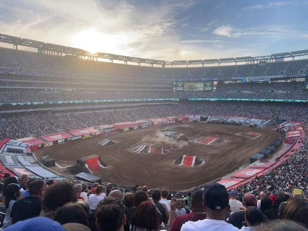 MetLife Stadium, section: 221A, row: 12, seat: 10