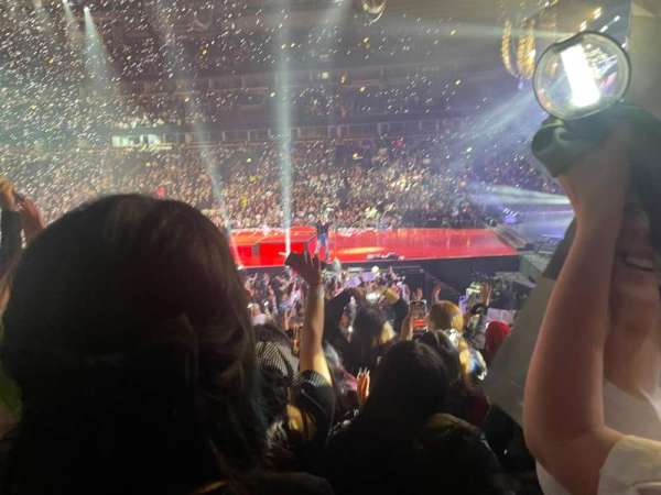 United Center, section: 121, row: 12, seat: 7