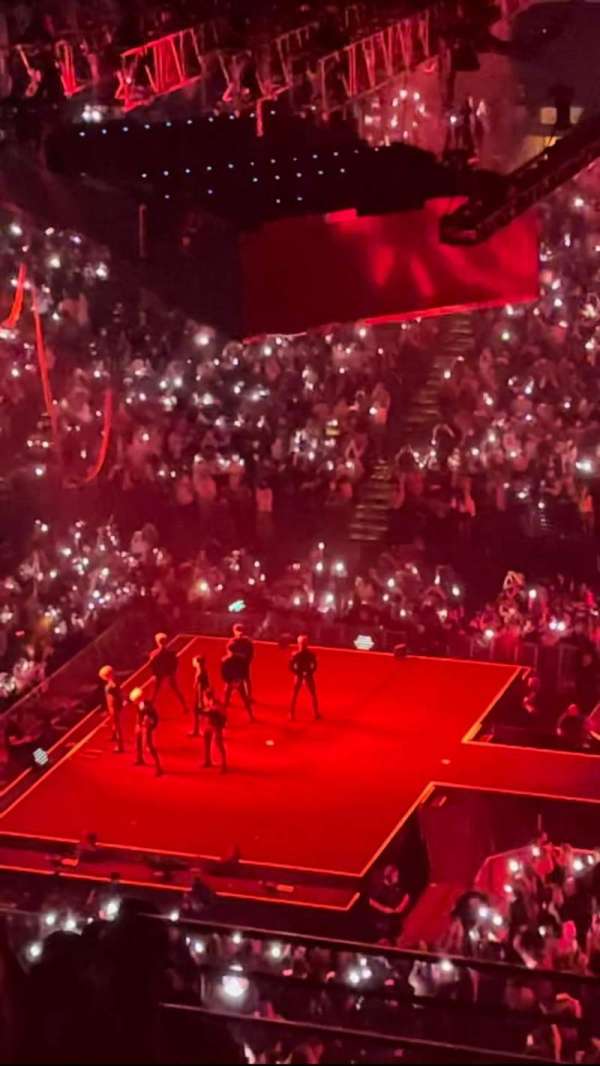 Oakland Arena, section: 230, row: 14, seat: 22