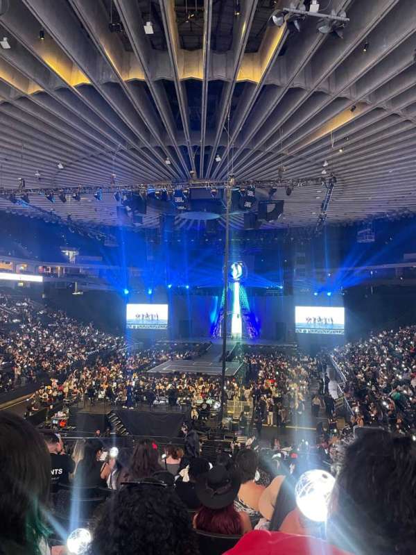 Oakland Arena, section: 107, row: 24, seat: 1