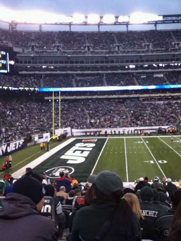 MetLife Stadium, section: 140, row: 12, seat: 31
