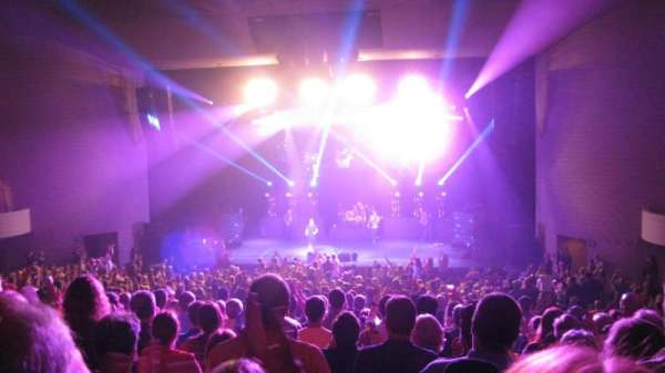Ruth Eckerd Hall, section: Portal 9, row: EE, seat: 35
