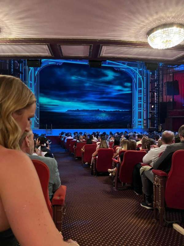 Broadway Theatre - 53rd Street, section: Orchestra L, row: U, seat: 2