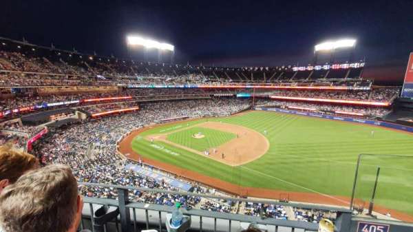 Citi Field, section: 405, row: 2, seat: 20