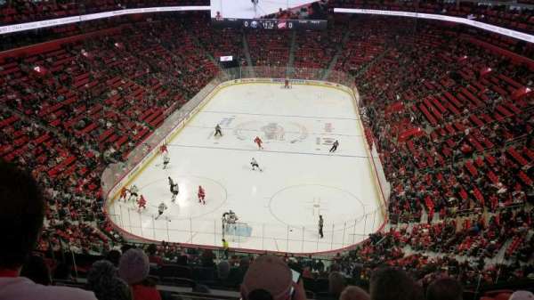 Little Caesars Arena, section: M2, row: 4, seat: 16