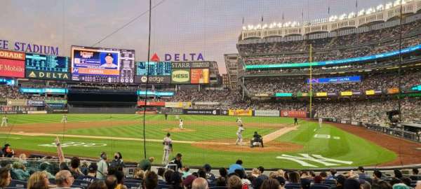 Yankee Stadium, section: 121B, row: 2, seat: 2