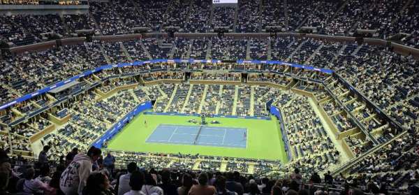 Arthur Ashe Stadium, section: 312, row: S, seat: 4