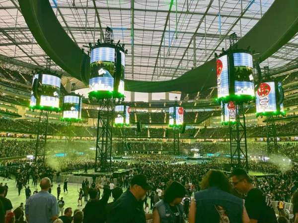 SoFi Stadium, section: 122, row: 11, seat: 15