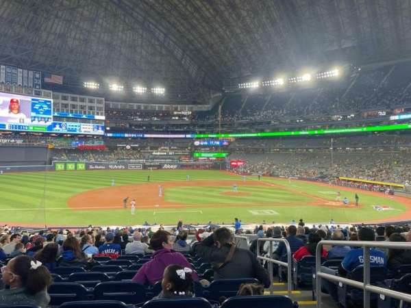 Rogers Centre, section: 131, row: 15, seat: 2