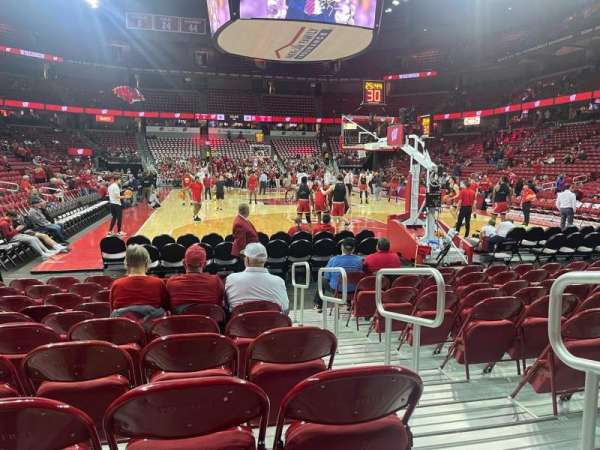Kohl Center, section: 102, row: KK, seat: 2