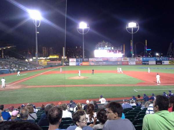 Maimonides Park, section: 10, row: Q, seat: 7