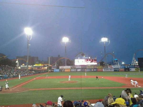 Maimonides Park, section: 10, row: P, seat: 1