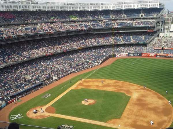 Yankee Stadium, section: 415, row: 5, seat: 1