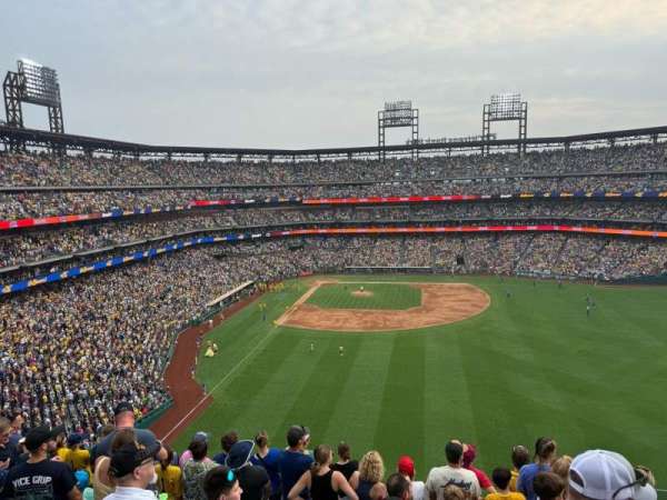 Citizens Bank Park, section: 303, row: 8, seat: 7