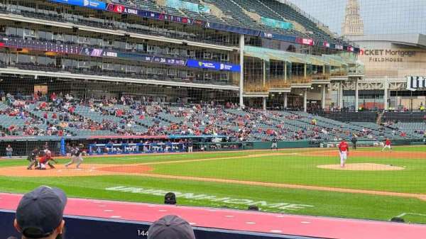 Progressive Field, section: 142, row: k, seat: 6
