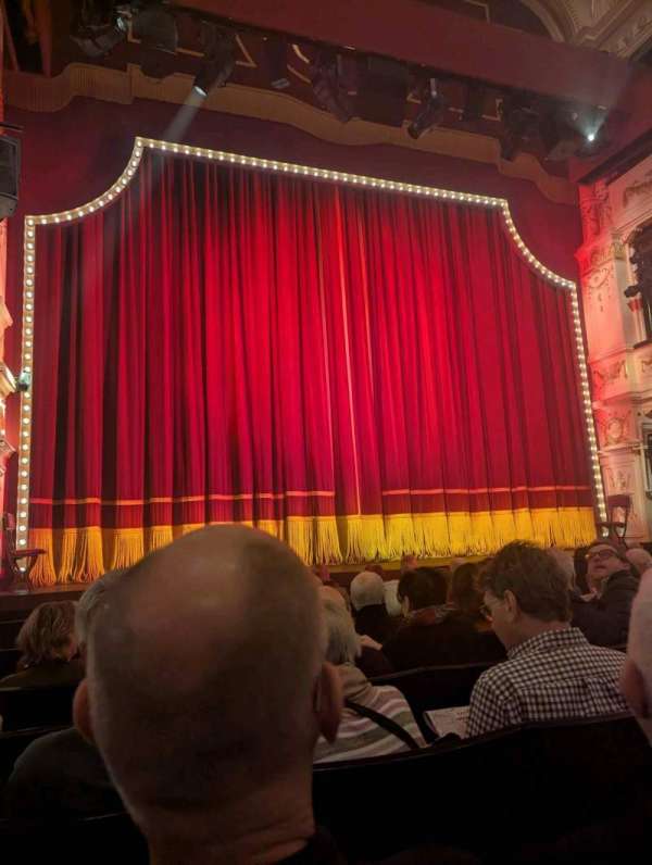 Garrick Theatre, section: Stalls, row: G, seat: 17