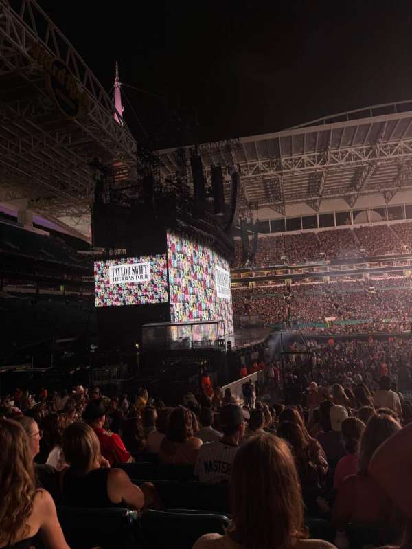 Hard Rock Stadium, section: 148, row: 19, seat: 2