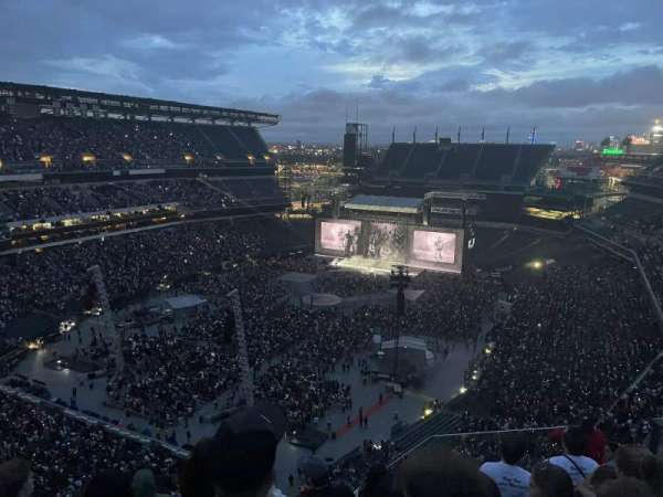 Lincoln Financial Field, section: 217, row: 14, seat: 8
