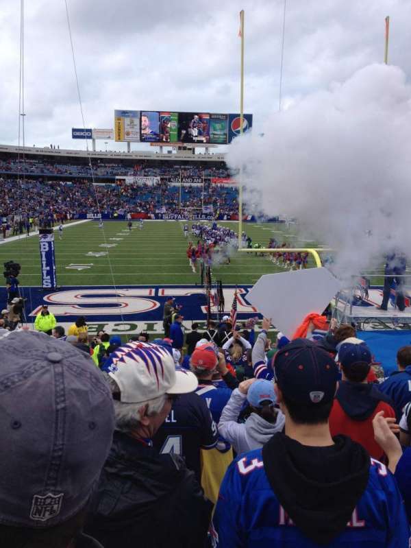 Highmark Stadium, section: 122, row: 16, seat: 28