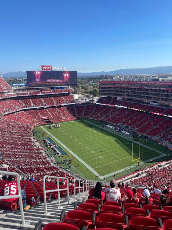 Levi's Stadium, section: 404, row: 28