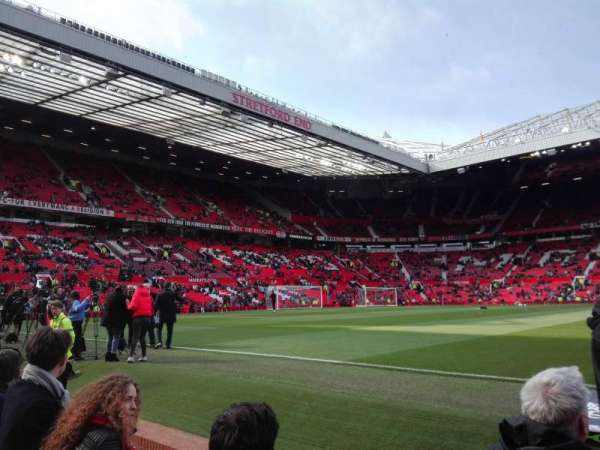 Old Trafford, section: S124, row: BB
