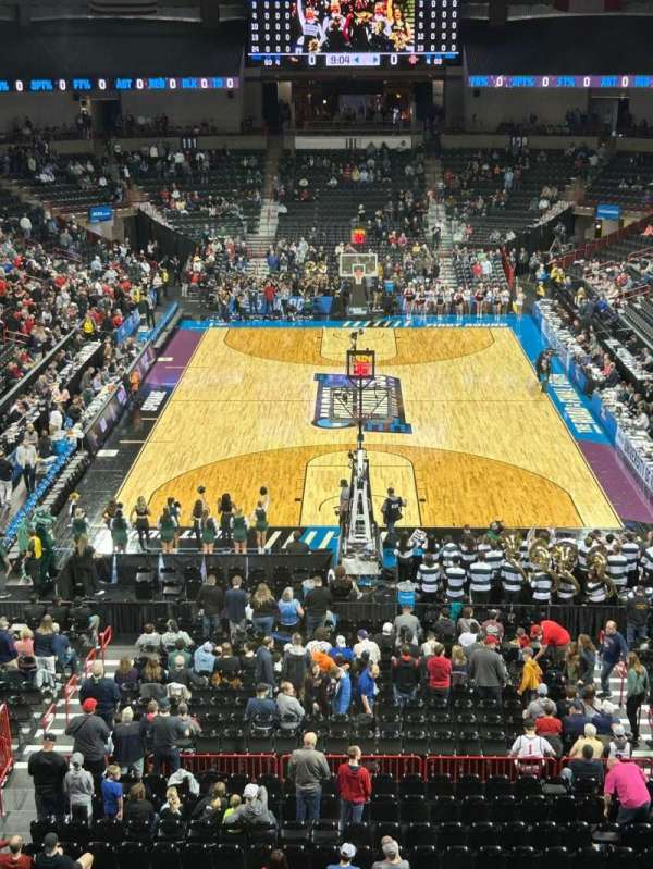 Spokane Arena, section: 222, row: E, seat: 12