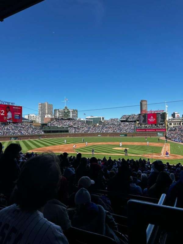 Wrigley Field, section: 214, row: 4, seat: 6