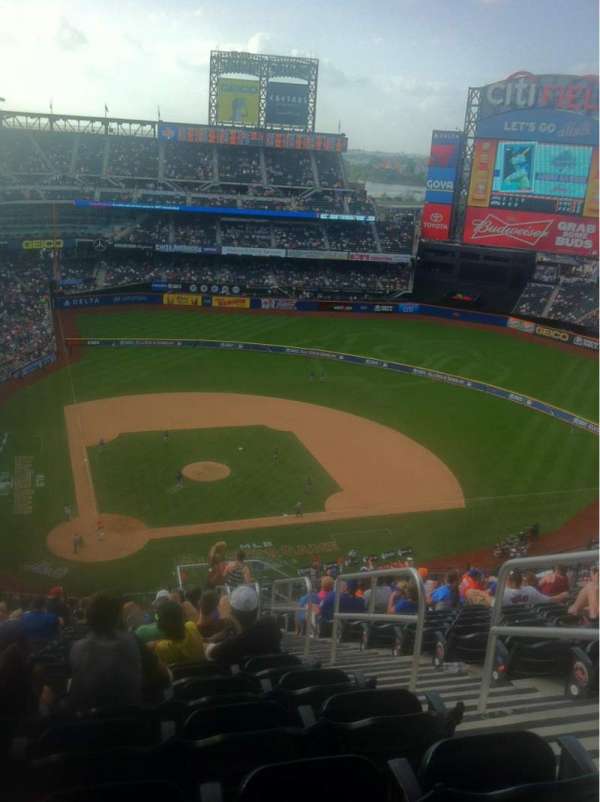 Citi Field, section: 510, row: 17, seat: 21