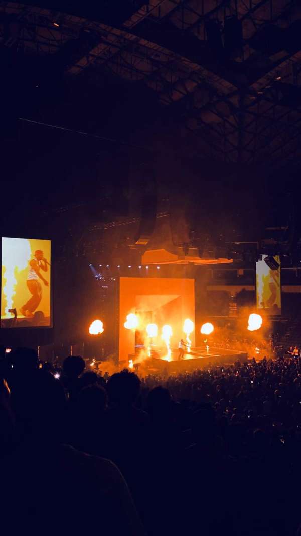 American Airlines Center, section: 117, row: V, seat: 18