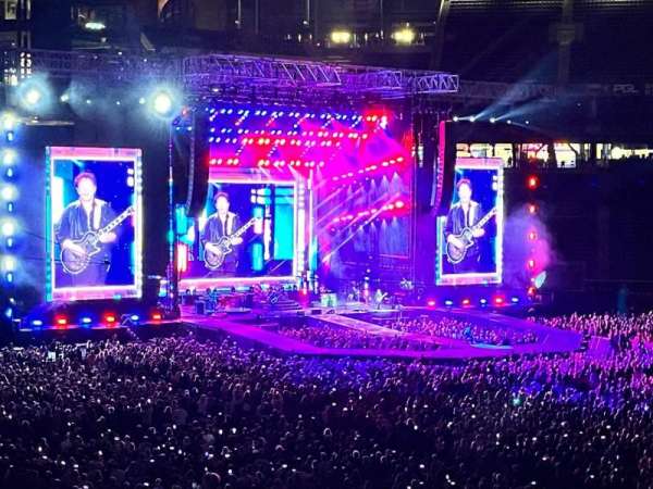 Globe Life Field, section: 107, row: 4, seat: 5