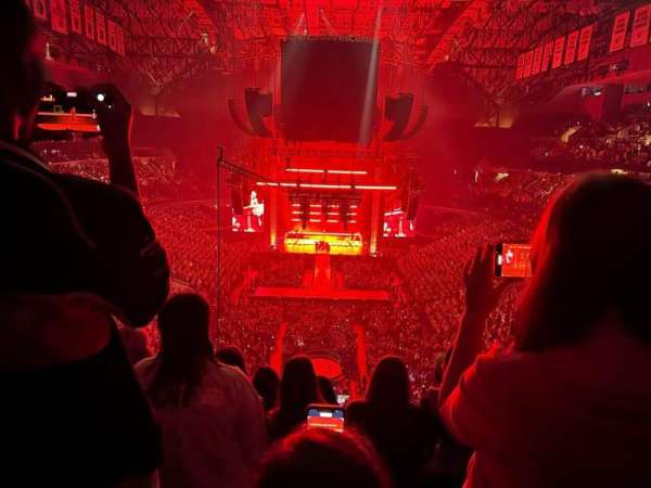 American Airlines Center, section: 318, row: F, seat: 11