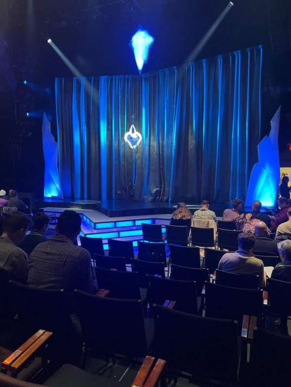 Daryl Roth Theatre, section: ORCHESTRA, row: J, seat: 100