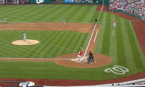 Nationals Park, section: 210, row: B, seat: 4