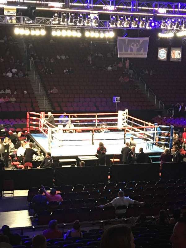Desert Diamond Arena, section: 101, row: O, seat: 15