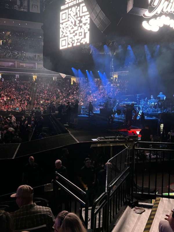 Golden 1 Center, section: 105, row: DD, seat: 3
