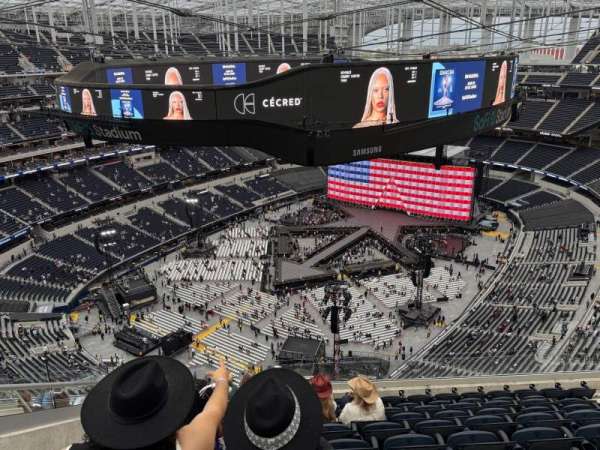 SoFi Stadium, section: 530, row: 10, seat: 10