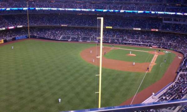 Yankee Stadium, section: 432b, row: 1, seat: 11