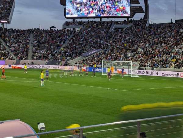 Snapdragon Stadium, section: C130, row: 6, seat: 1