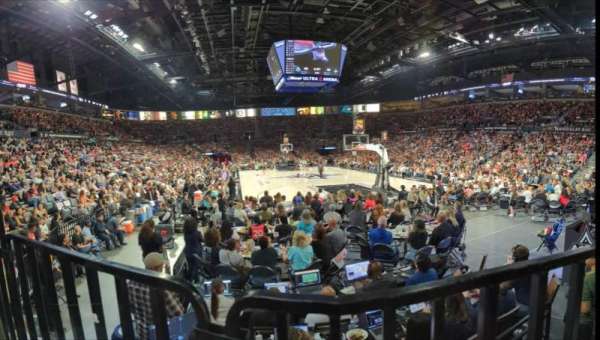Michelob Ultra Arena, section: 125, row: A, seat: 4