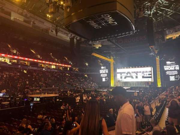 Rogers Arena, section: 109, row: 6, seat: 103