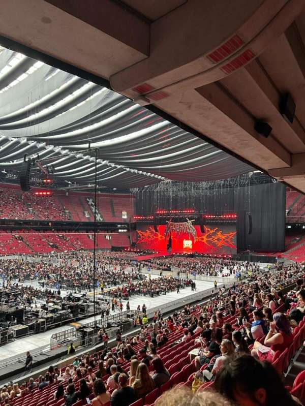 Johan Cruijff ArenA, section: 123, row: 24, seat: 284